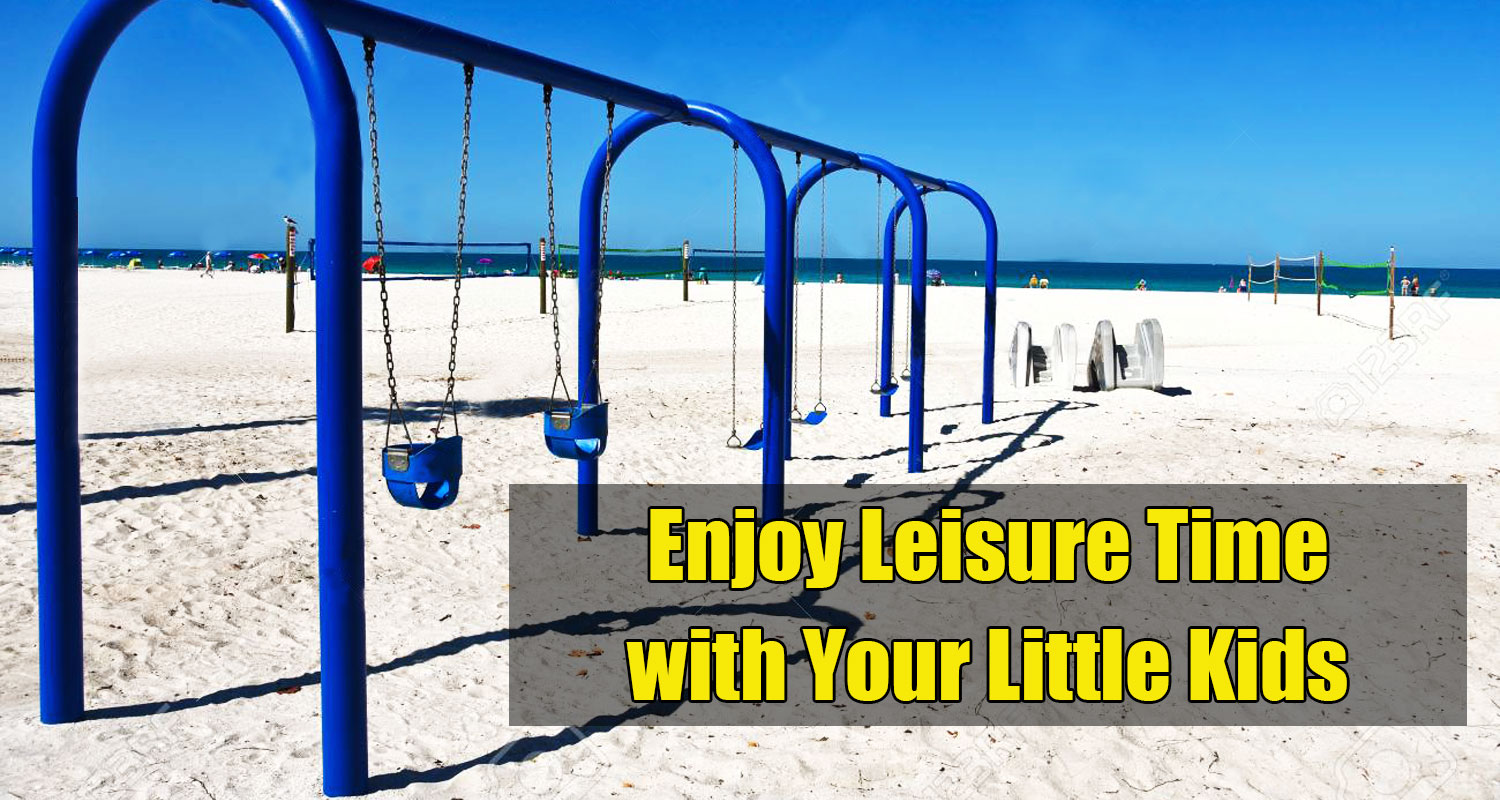 Outdoor Swing Sets with Plastic Climbing Rock for Chidlren